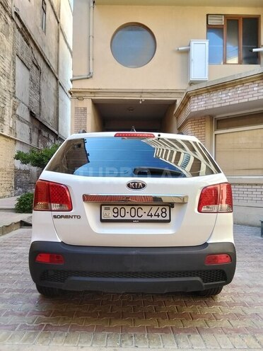Kia Sorento-4