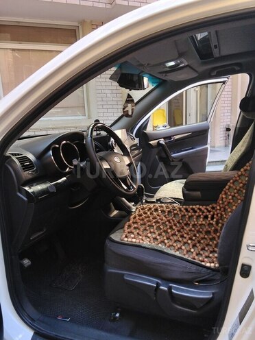 Kia Sorento-5