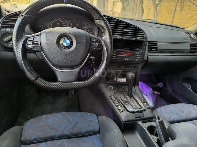 BMW 325-2