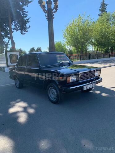 LADA (VAZ) 2107-4