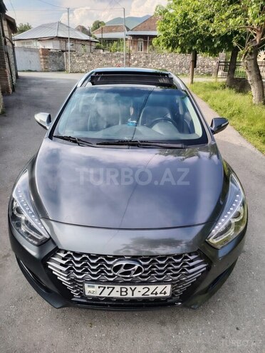 Hyundai i40-1