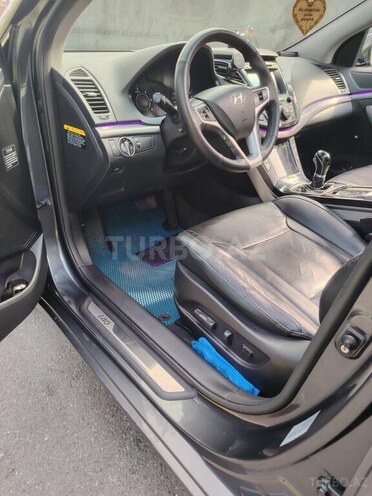Hyundai i40-11