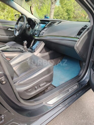 Hyundai i40-17