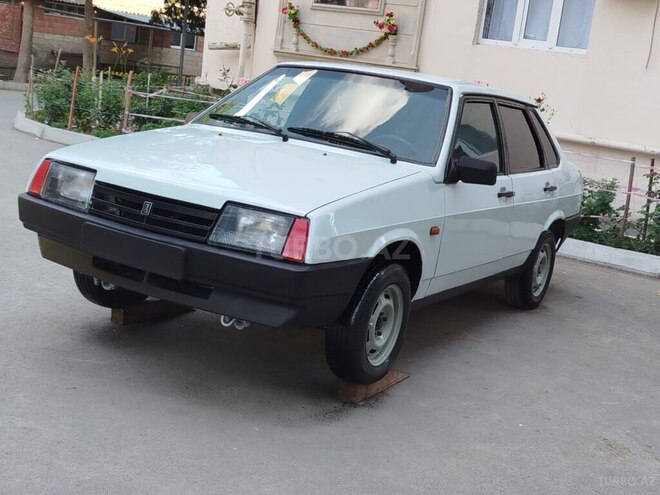 LADA (VAZ) 21099-2