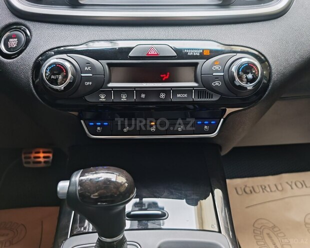 Kia Sorento-11