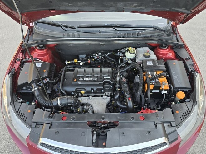 Chevrolet Cruze-18