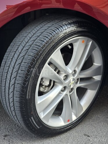 Chevrolet Cruze-19