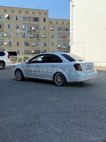 Daewoo Gentra-2
