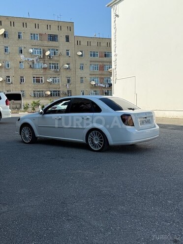 Daewoo Gentra-4