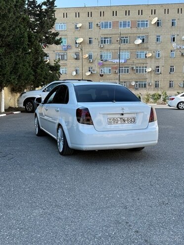 Daewoo Gentra-9