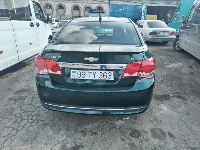 Chevrolet Cruze-4