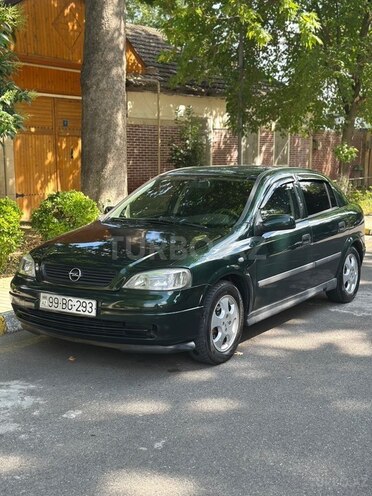 Opel Astra-11