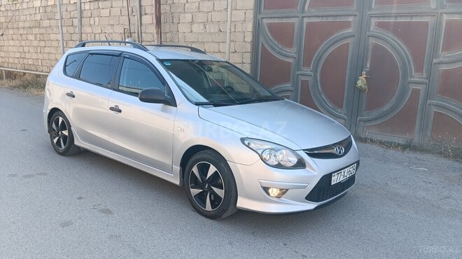 Hyundai i30-2