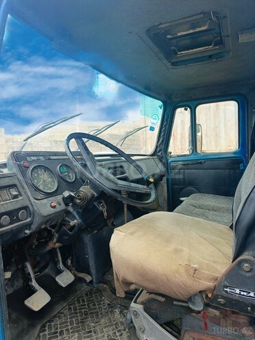 ZIL 5301-7
