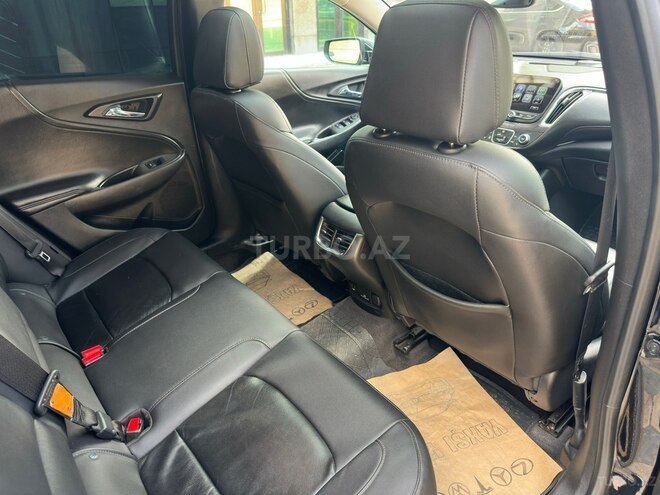 Chevrolet Malibu-5