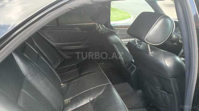 Mercedes E 220-5