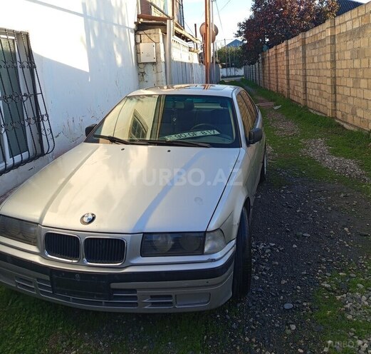 BMW 316-4