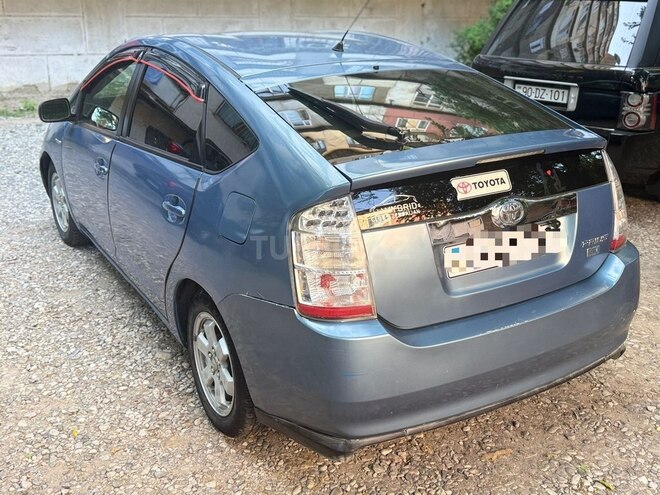 Toyota Prius-7