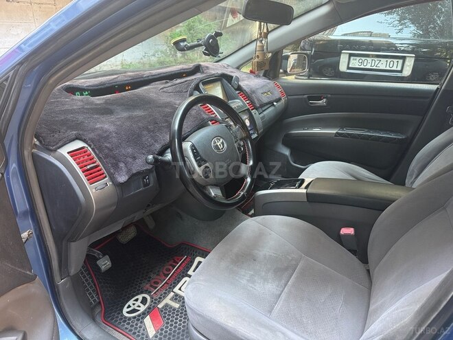 Toyota Prius-9