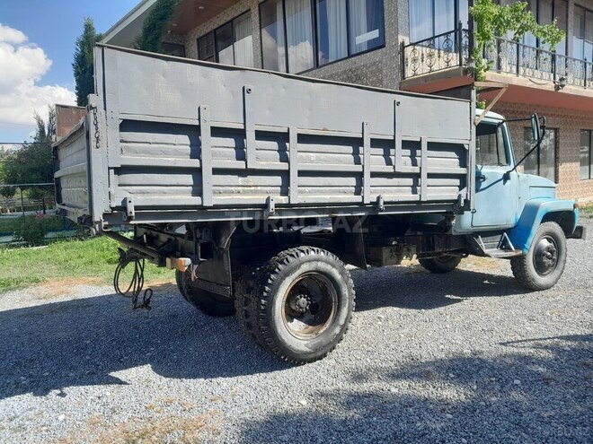 GAZ 53-8