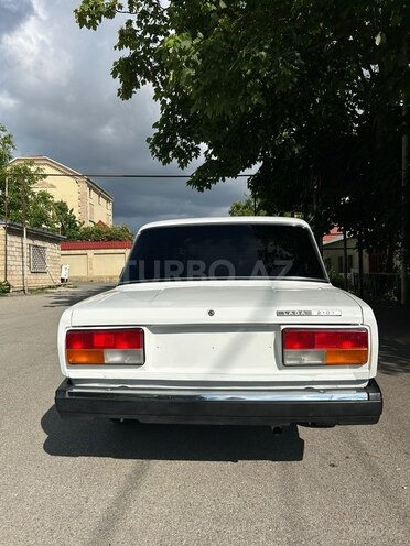 LADA (VAZ) 2107-8