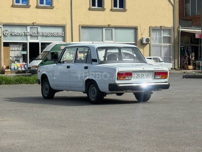 LADA (VAZ) 2107-17