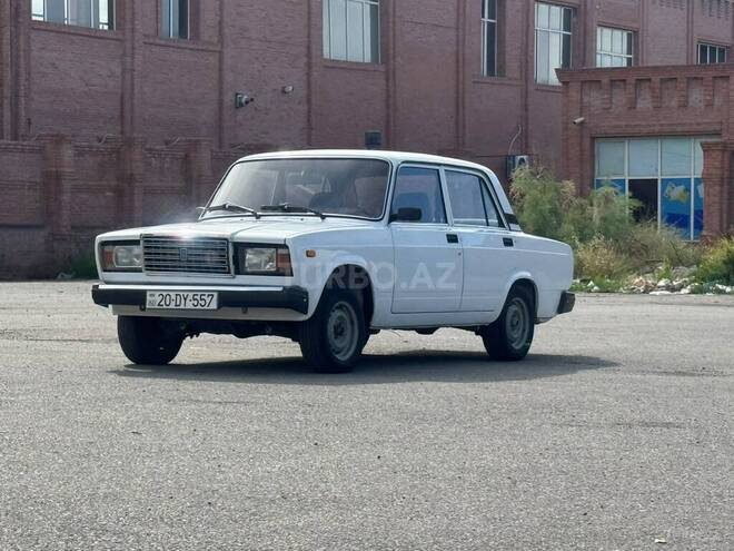 LADA (VAZ) 2107-5