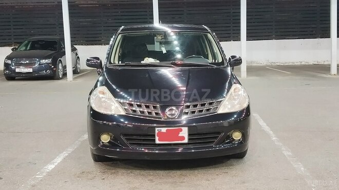 Nissan Tiida-2