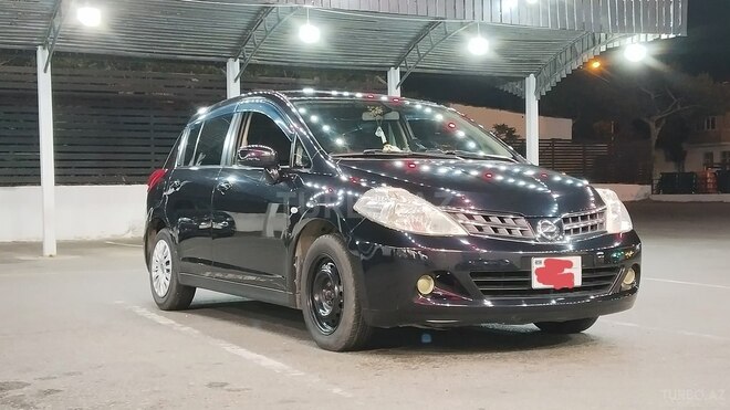 Nissan Tiida-7