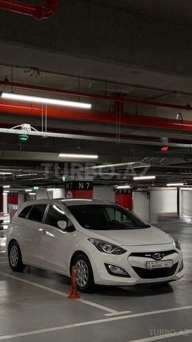 Hyundai i30-4