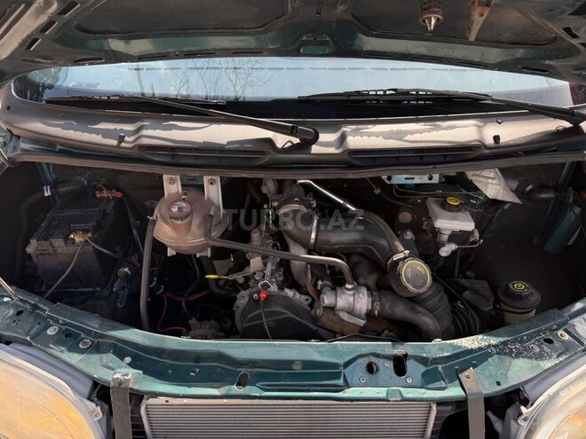 Ford Transit-8
