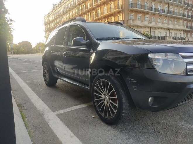 Renault Duster-5