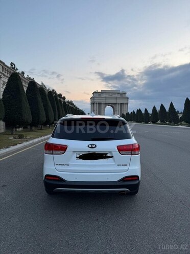 Kia Sorento-2
