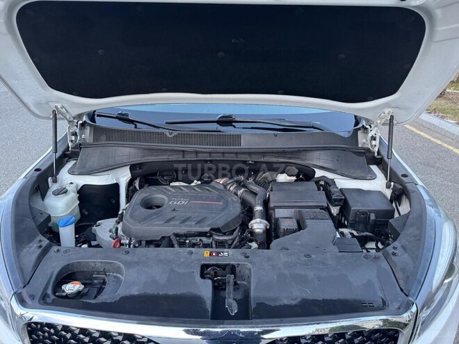 Kia Sorento-8