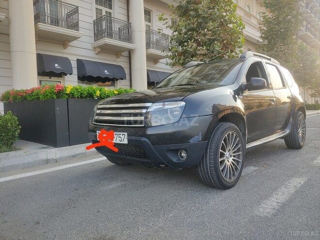 Renault Duster-8