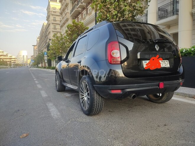 Renault Duster-7