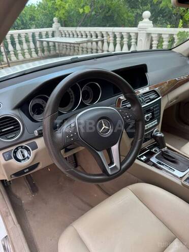 Mercedes C 250-6