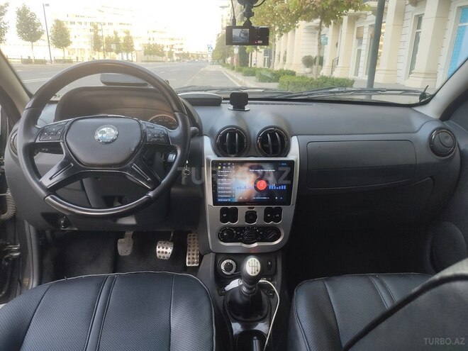 Renault Duster-14