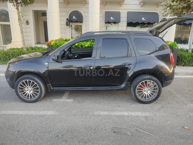 Renault Duster-10