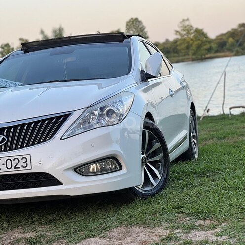 Hyundai Grandeur-7