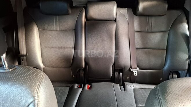 Kia Sorento-8