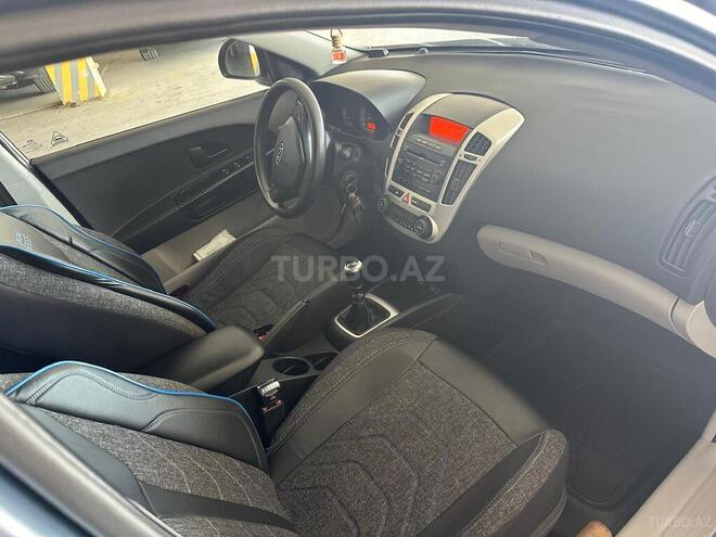 Kia Ceed-2