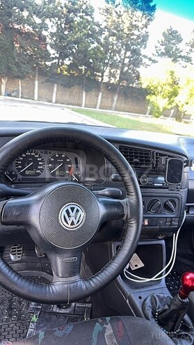 Volkswagen Golf-8