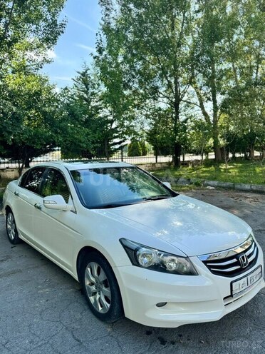 Honda Accord-5