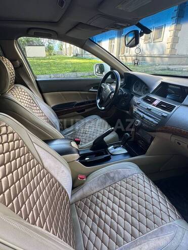 Honda Accord-17