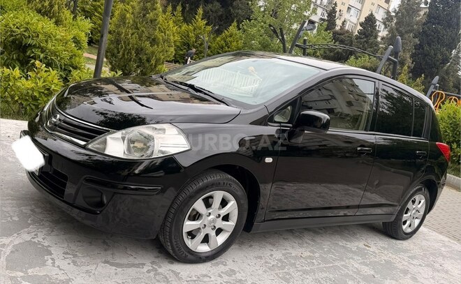 Nissan Tiida-3