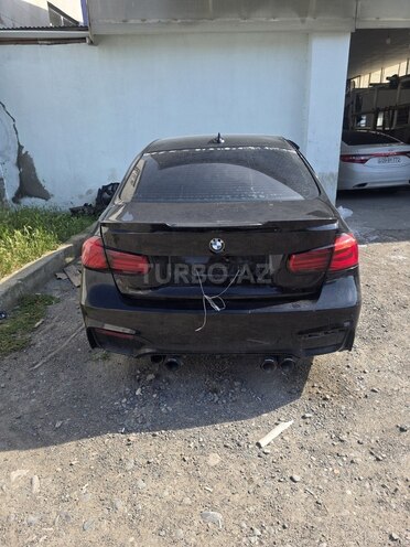 BMW 320-4