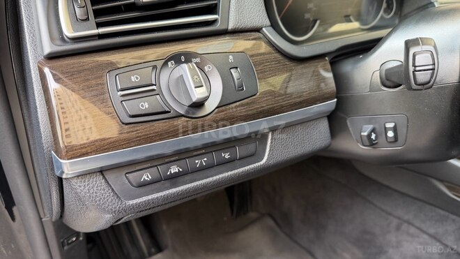 BMW 730-11