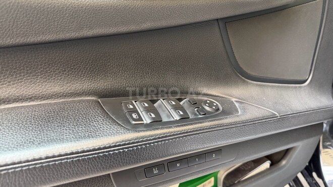 BMW 730-10