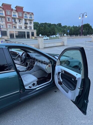 Mercedes C 200-9